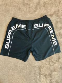 supreme 水着のサムネイル