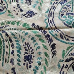 刺繍ハギレ ペイズリー柄 ベージュ系 120x115のサムネイル