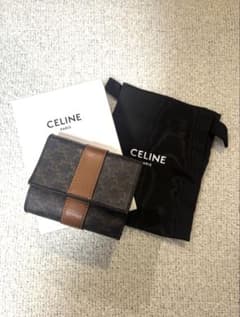CELINE スモール トリフォールドウォレット トリオンフ タン　三つ折り財布のサムネイル
