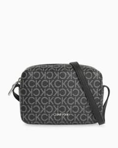 Calvin Klein ロゴショルダーバッグのサムネイル