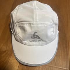 odlo ランニング キャップ　白 クール生地 未使用のサムネイル