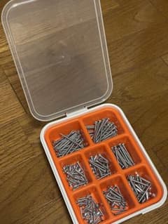 多種類の金属製ねじセットのサムネイル