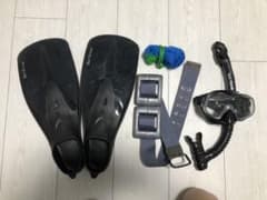 シュノーケリングセットのサムネイル