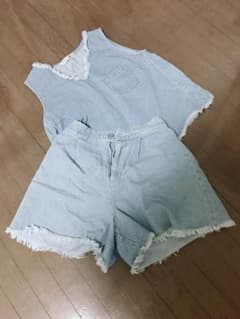 切りっぱなしデニムセットアップ トップス ショートパンツのサムネイル
