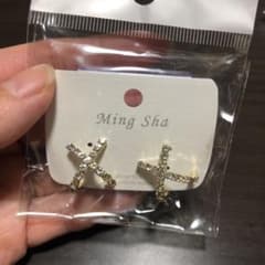 ピアスのサムネイル