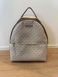 Michael Kors モノグラムリュックのサムネイル
