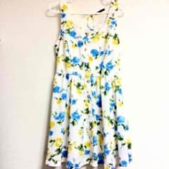 INGNI 花柄ワンピース 美品のサムネイル