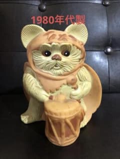希少‼️1980年代 スターウォーズ イウォーク ソフビ 貯金箱 ビンテージ 1980年代 スターウォーズ イウォーク ソフビ貯金箱 - メルカリ