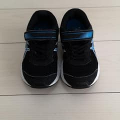♡お値下げ♡asics スニーカーのサムネイル