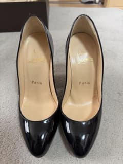 Christian Louboutin パテント パンプス