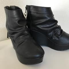 Lサイズ ウェッジソールショートブーツのサムネイル