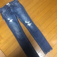 専用☆GYDA ダメージデニムのサムネイル