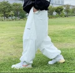 perishing  刺繍スノーパンツ 白のサムネイル