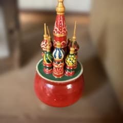 レア！入手困難！聖ワシリイ大聖堂の木製オルゴール/ロシア正教寺院 