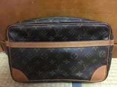 LOUIS VUITTON  セカンドバック 正規品のサムネイル