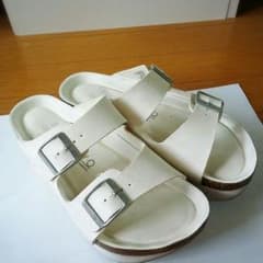 nanaさま専用NUOVOサンダル 　collection by Hawkinsのサムネイル
