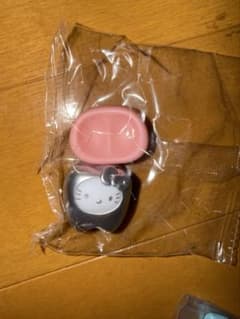 サンリオキャラクターズ みんなでなっちゃお! -歯2 キティ 銀歯 レアのサムネイル