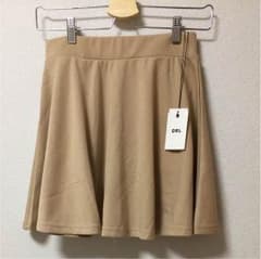 スカートのサムネイル