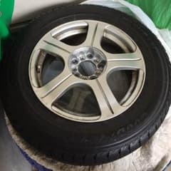 スタッドレス ホイール 205 65r 16 国産 グッドイヤーのサムネイル