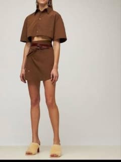 JACQUEMUS ブラウンセットアップ 半袖 JACQUEMUS ブラウンセットアップ 半袖 - メルカリ