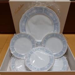 【新品】ノリタケ　レースウッドゴールド パーティーセットのサムネイル