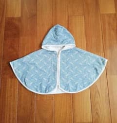美品　セリーヌ90 ケープのサムネイル