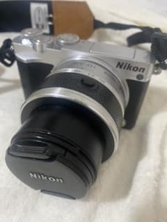 Nikon NIKON 1 J5 SILVERのサムネイル