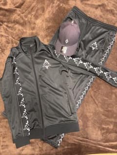最終値下げ】Marcelo burlon×Kappa ジャージセット - メルカリ