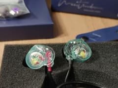 Maestraudio MA910S ハイブリッド IEMのサムネイル