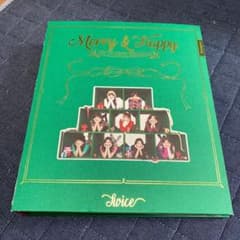 TWICE Merry&Happy バインダーのサムネイル