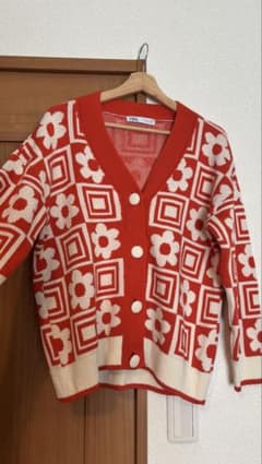 ZARA フラワー柄 ニットカーディガンのサムネイル