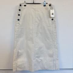 新品・未使用品　ELLE コーデュロイスカートのサムネイル