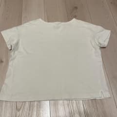 ホワイト 半袖Tシャツ XSサイズ スリット入りのサムネイル