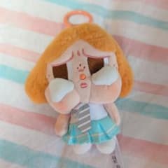 POP MART Crybaby ぬいぐるみのサムネイル