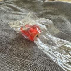 たまごっち　ぷくっとクリアリング　いちごっち