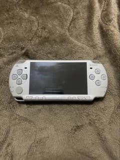 PSP2000 シルバー　ジャンクのサムネイル
