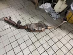 ja12 ジムニー 純正 フロントパイプ 触媒 - メルカリ