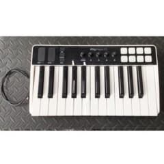 iRig Keys I/O 25鍵 MIDIキーボード - メルカリ