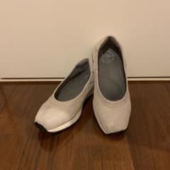 パンプス　ベージュ　ラメのサムネイル