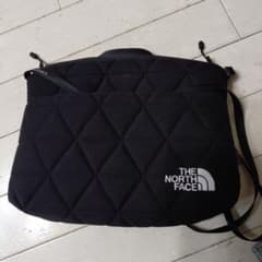 THE NORTH FACE キルティングショルダーバッグ ブラックのサムネイル