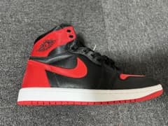 Nike Air Jordan 1 ブラック/レッドのサムネイル