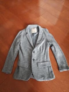 値下げ！ZARA　BOY ジャケット 122のサムネイル