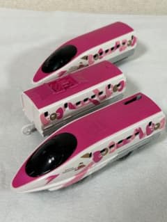 プラレール　新幹線　ハローキティ