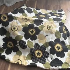 花柄 生地 はぎれ ハンドメイド 手芸用のサムネイル