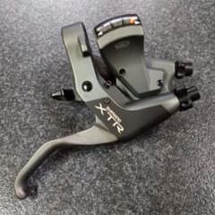 y*L様 シマノ XTR ST-M952 右のみ y*L様 シマノ XTR ST-M952 右のみ - メルカリ