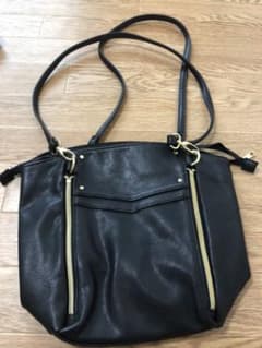 ショルダーバッグのサムネイル