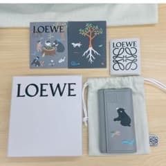 【waikeiatorasu87様専用】 LOEWE くま キーケースのサムネイル