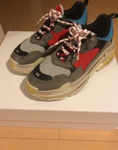 ［中古美品］BALENCIAGA トリプルS 44 (最終週末値下げ)のサムネイル