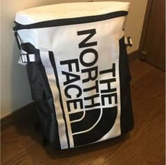新作 ノースフェイス 30L リュック ♡のサムネイル