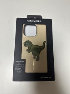 新品 COACH iPhone 16Pro ケース 恐竜 レキシー - メルカリ